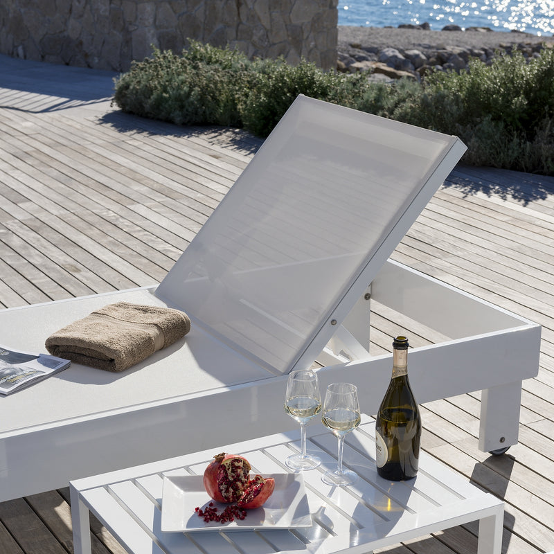 White Aluminum Outdoor Sunbed