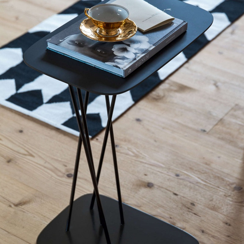 Mika Side table